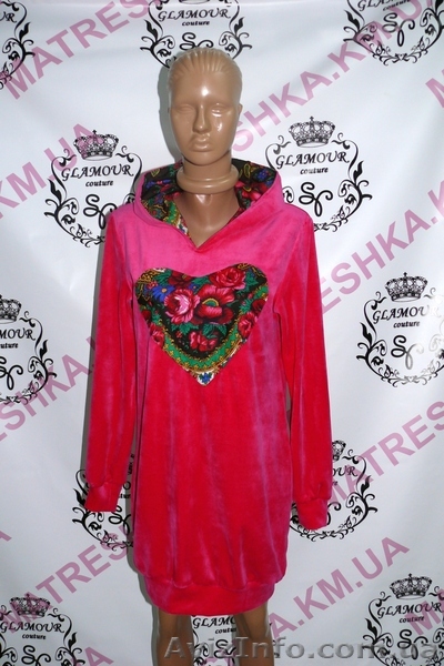 Туника из велюра с сердцем из платка в стиле Лурдес, Матрешка - <ro>Изображение</ro><ru>Изображение</ru> #1, <ru>Объявление</ru> #913193