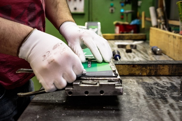 Работа в Чехии. Изготовление лыж на производстве (Хмельницкий) - <ro>Изображение</ro><ru>Изображение</ru> #1, <ru>Объявление</ru> #1650800