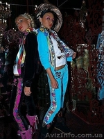 Костюм из велюра с венком и платочными вставками в стиле Лурдес, Матрешка - <ro>Изображение</ro><ru>Изображение</ru> #2, <ru>Объявление</ru> #913145