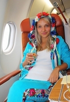 Костюм из велюра с венком и платочными вставками в стиле Лурдес, Матрешка - <ro>Изображение</ro><ru>Изображение</ru> #3, <ru>Объявление</ru> #913145