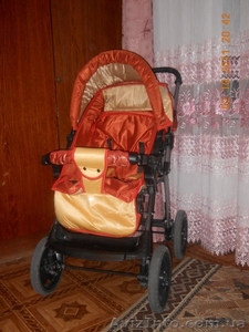 Продам детскую коляску-трансформер б/у - <ro>Изображение</ro><ru>Изображение</ru> #2, <ru>Объявление</ru> #399742