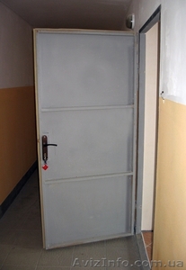 металлическая бронированная входная дверь в квартиру 95х205 см. - <ro>Изображение</ro><ru>Изображение</ru> #1, <ru>Объявление</ru> #1296644