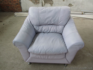 Диван+кресло кожаные в прекрасном цвете без единого дефекта из германи - <ro>Изображение</ro><ru>Изображение</ru> #3, <ru>Объявление</ru> #1370294