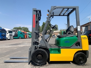 Вилковий автонавантажувач Komatsu з напрацюванням 1422 мотогодин. FG15C-16