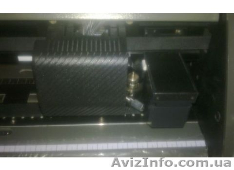 Продам режущий плоттер GCC Jaguar III - <ro>Изображение</ro><ru>Изображение</ru> #1, <ru>Объявление</ru> #388101