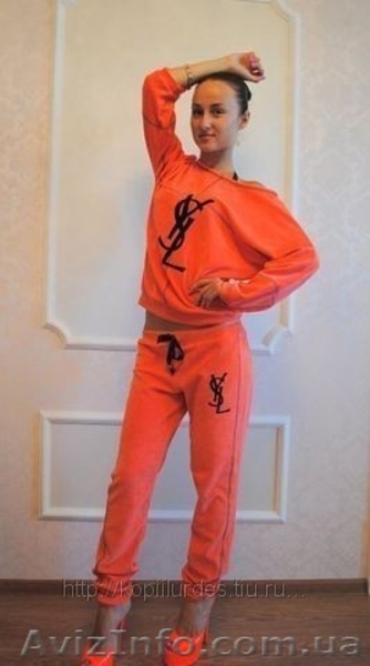 Костюм из велюра YSL - <ro>Изображение</ro><ru>Изображение</ru> #1, <ru>Объявление</ru> #913134