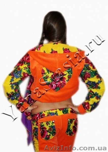 Костюм из велюра с сердцем из платка в стиле Лурдес, Матрешка - <ro>Изображение</ro><ru>Изображение</ru> #4, <ru>Объявление</ru> #913128