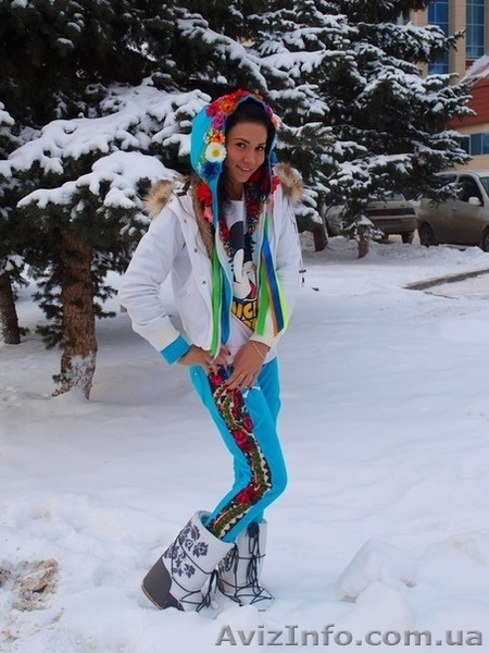 Костюм из велюра с венком и платочными вставками в стиле Лурдес, Матрешка - <ro>Изображение</ro><ru>Изображение</ru> #4, <ru>Объявление</ru> #913145