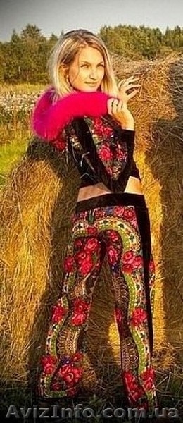 Костюм платочно-велюровый с натуральным мехом песца в стиле Лурдес, Матрешка - <ro>Изображение</ro><ru>Изображение</ru> #2, <ru>Объявление</ru> #913692