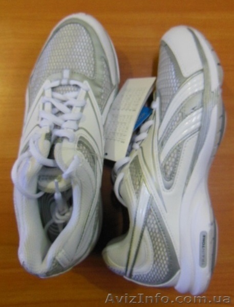 Кроссовки Reebok. Оригинал. Лот 20 пар. Цена 26, 5 евро/пара. - <ro>Изображение</ro><ru>Изображение</ru> #2, <ru>Объявление</ru> #1052457