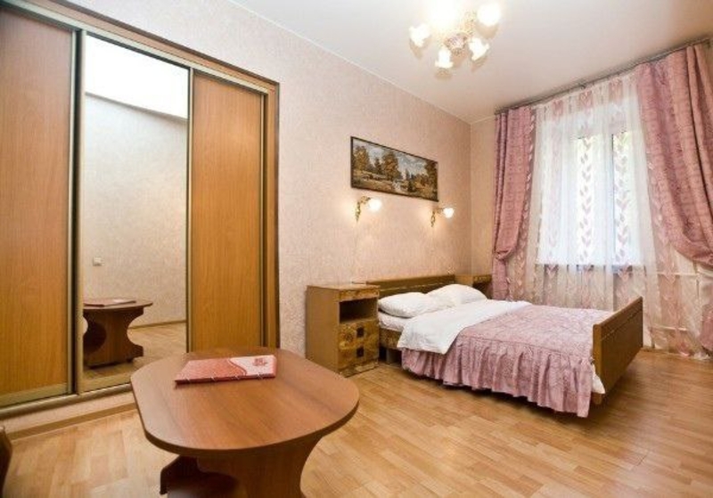 Аренда 2х комн. кв-ры в центре Хмельницкого по ул. Соборной 4000 грн/мес. - <ro>Изображение</ro><ru>Изображение</ru> #2, <ru>Объявление</ru> #1732759