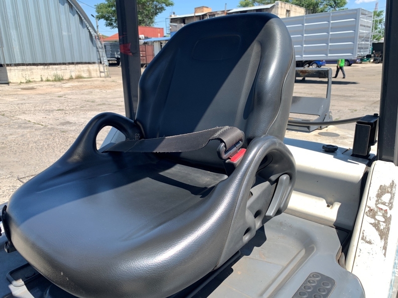 Вилковий автонавантажувач TCM на 3 тонни на великих 15 колесах пневмо - <ro>Изображение</ro><ru>Изображение</ru> #9, <ru>Объявление</ru> #1744900